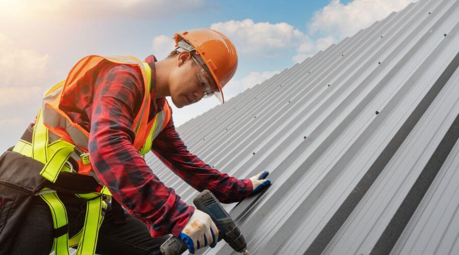 Professional Emergency Roof Repairs services in Elgin, IL